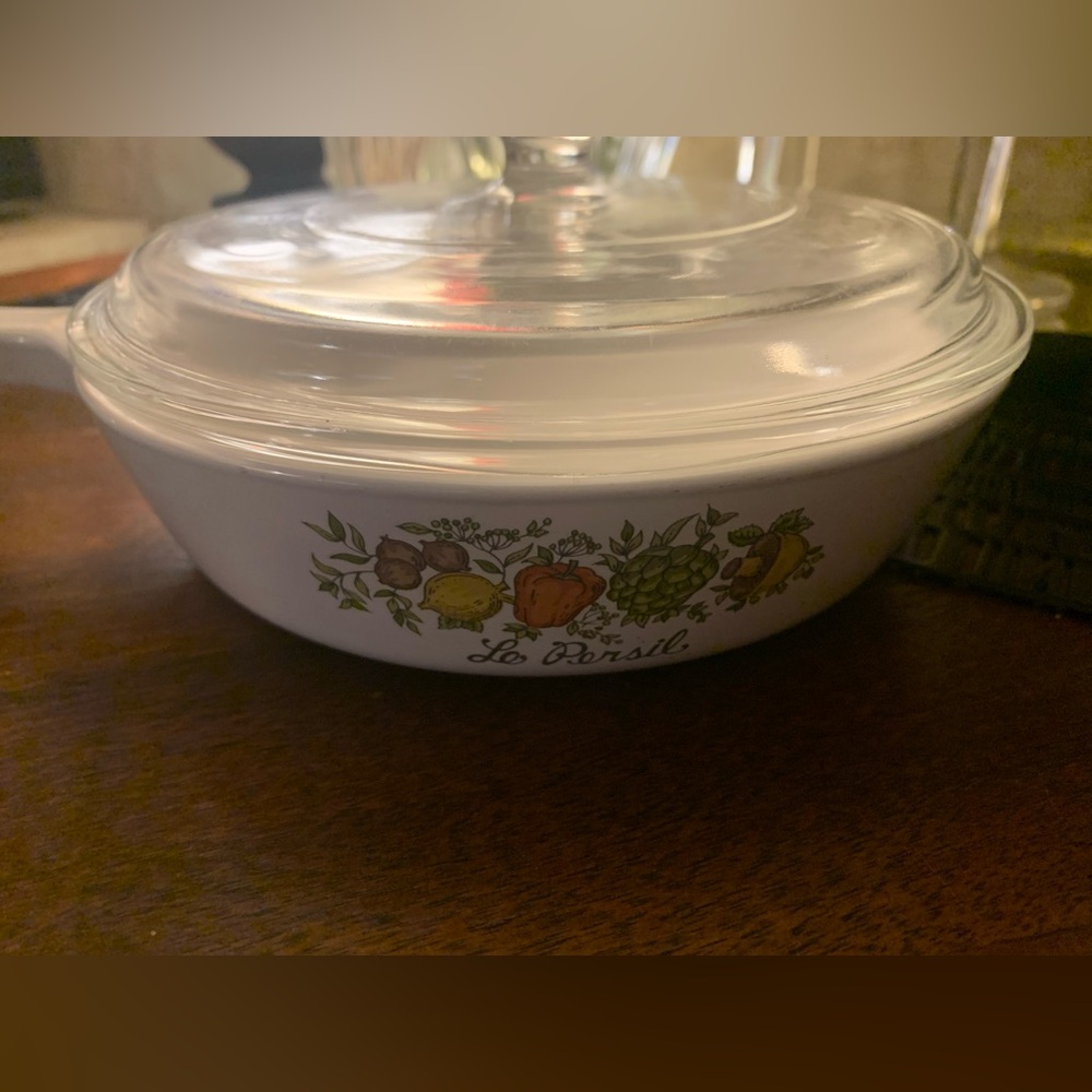 Spice of Life Vintage Glass Lid Casserole Dish
